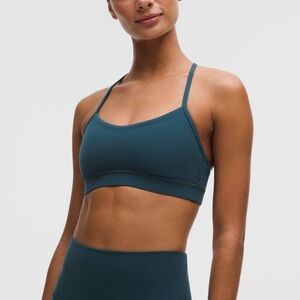 Lululemon - Flow Y Bra Nulu